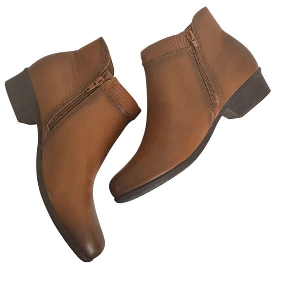 Rockport Women's Carly Side Zip Ankle Boot Size 9.5 NEW - Picture 12 of 12